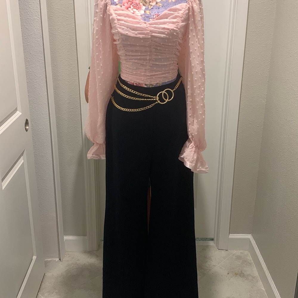 (SET)
Pink Crop Top and Long Wide ankle Dark Blue Jean